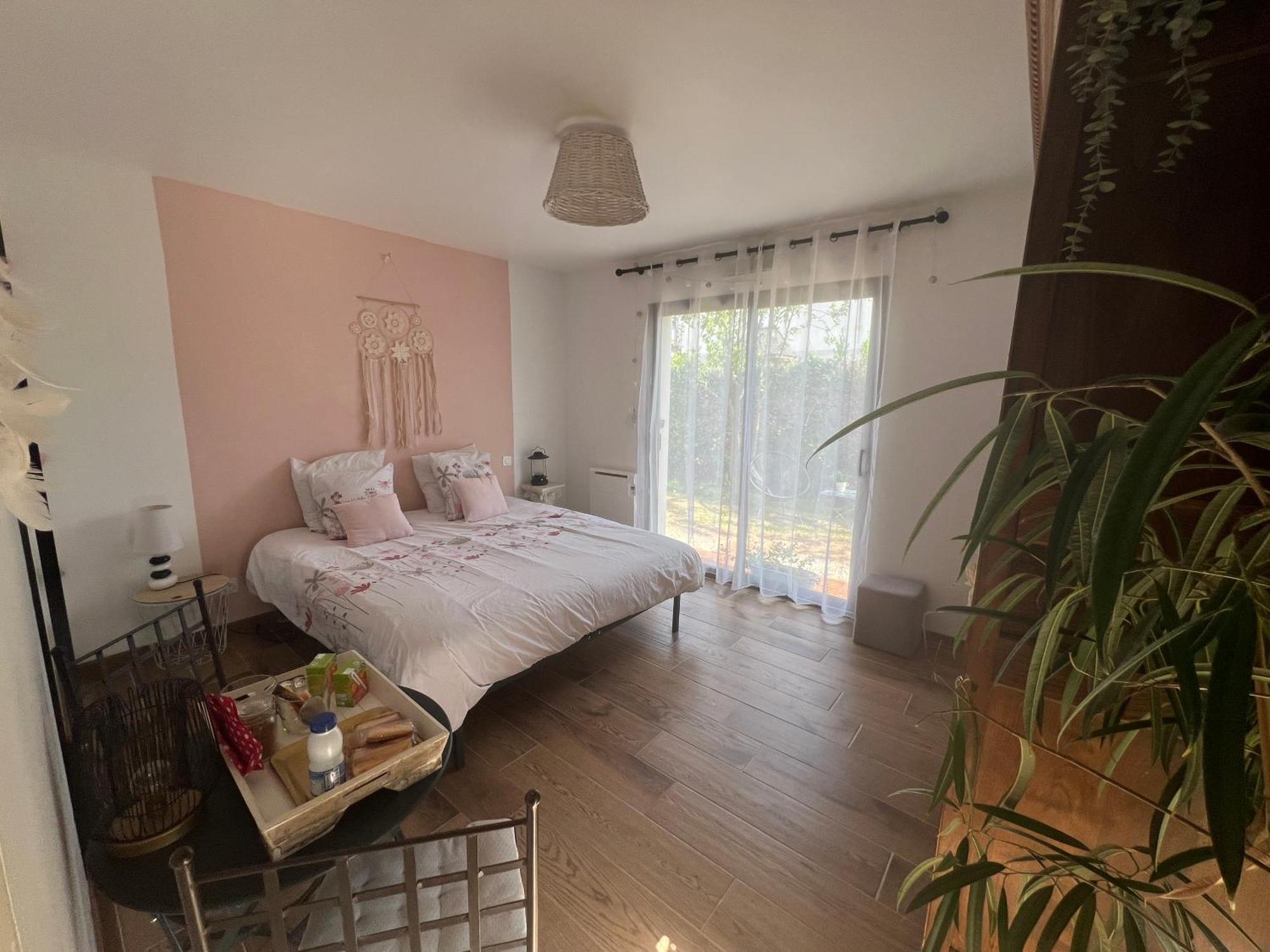 Quiniere - Entre Lac Et Foret - Hebergement Independant Avec Espace Kitchenette Blois Bagian luar foto